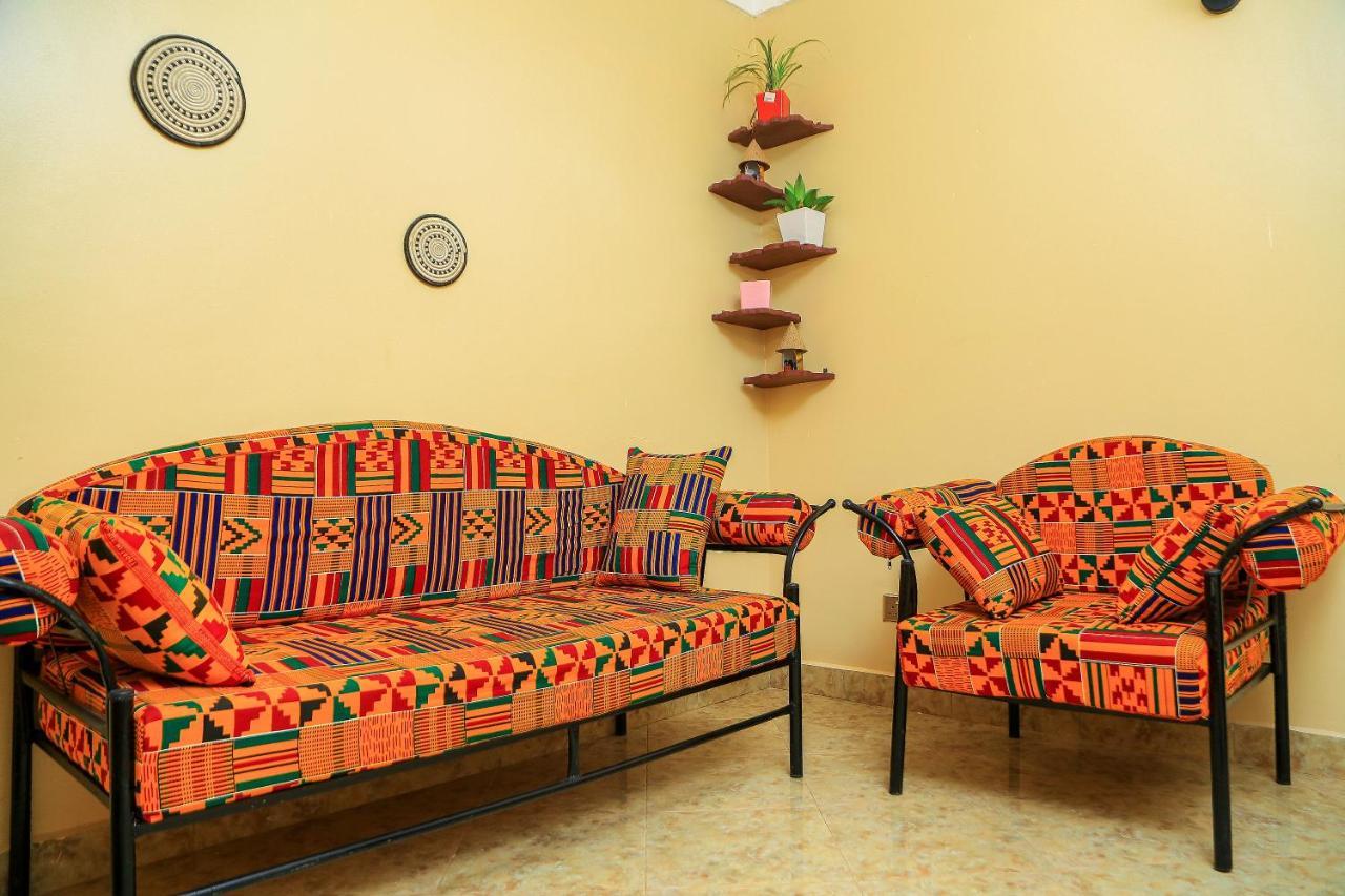 Palm Star Motel Fort Portal Eksteriør billede