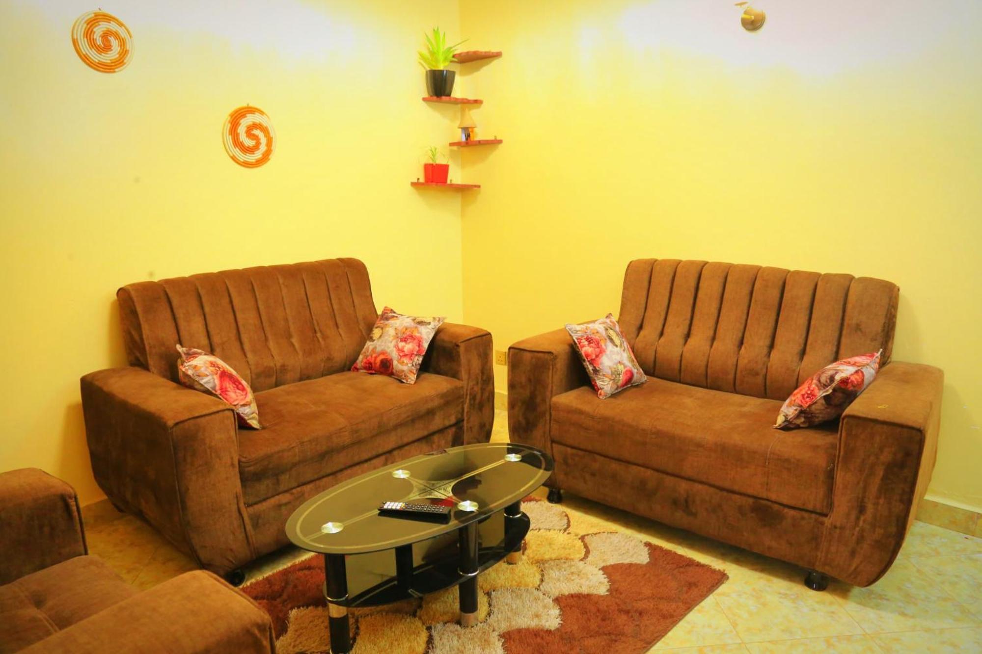 Palm Star Motel Fort Portal Eksteriør billede