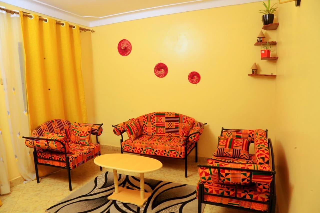 Palm Star Motel Fort Portal Eksteriør billede